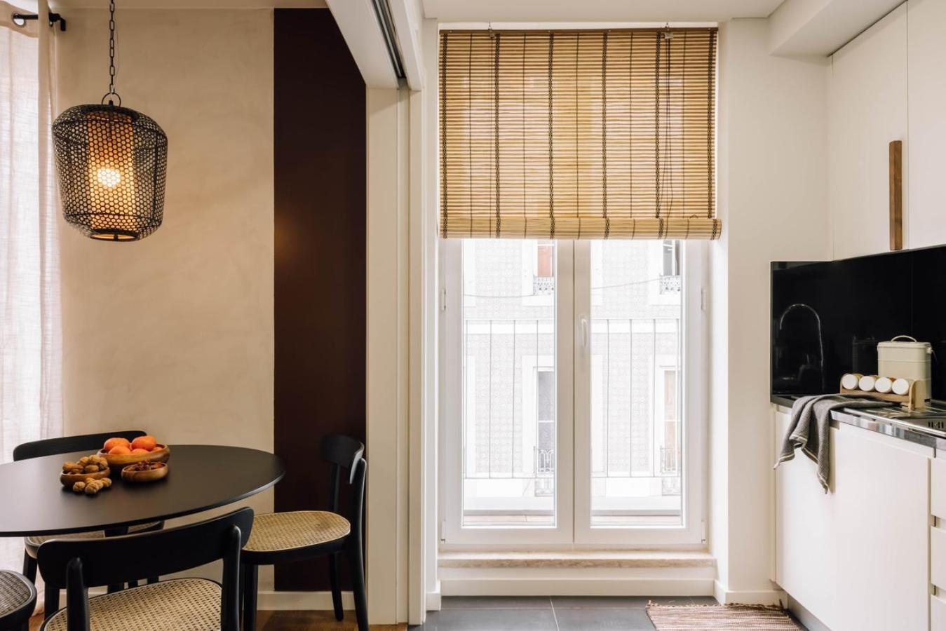 Nyiri - 2 Bedrooms In Principe Real *